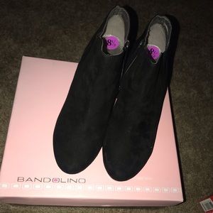 All black bandolino booties